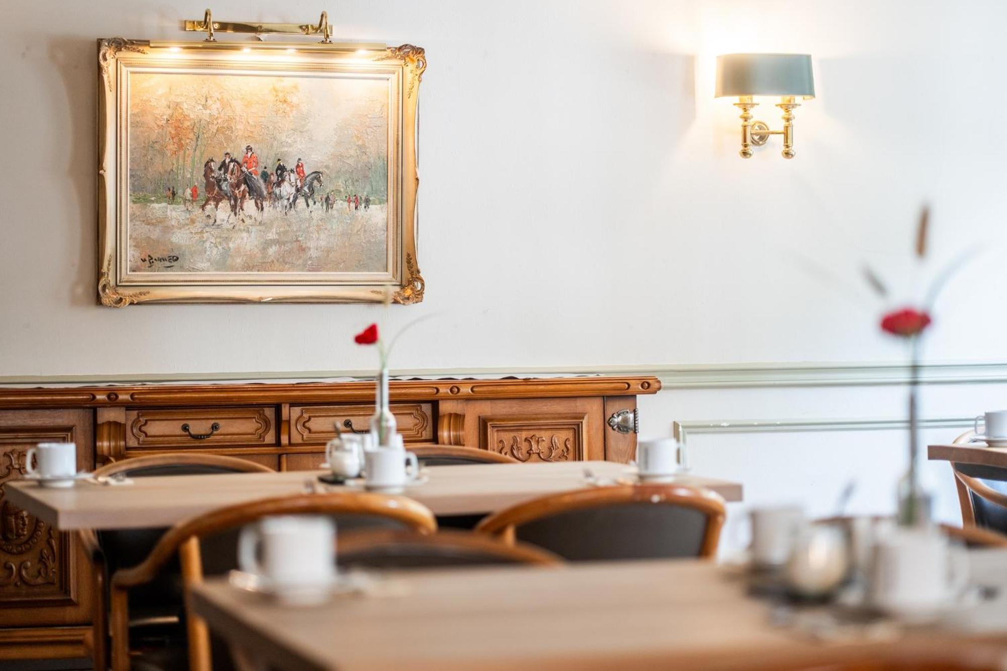 Kleinhuis Mellingburger Schleuse 4* Hamborg